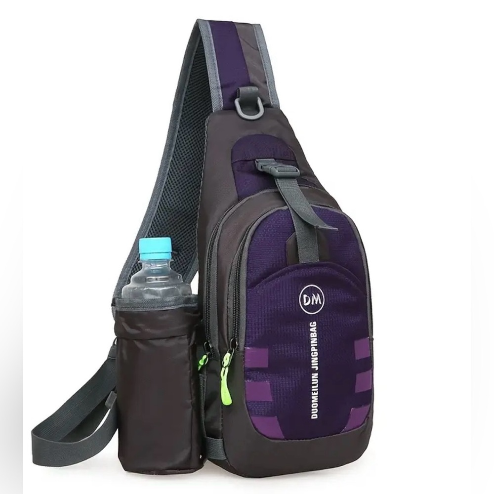 Sporty Nylon Sling Bag 💜NWOT💜